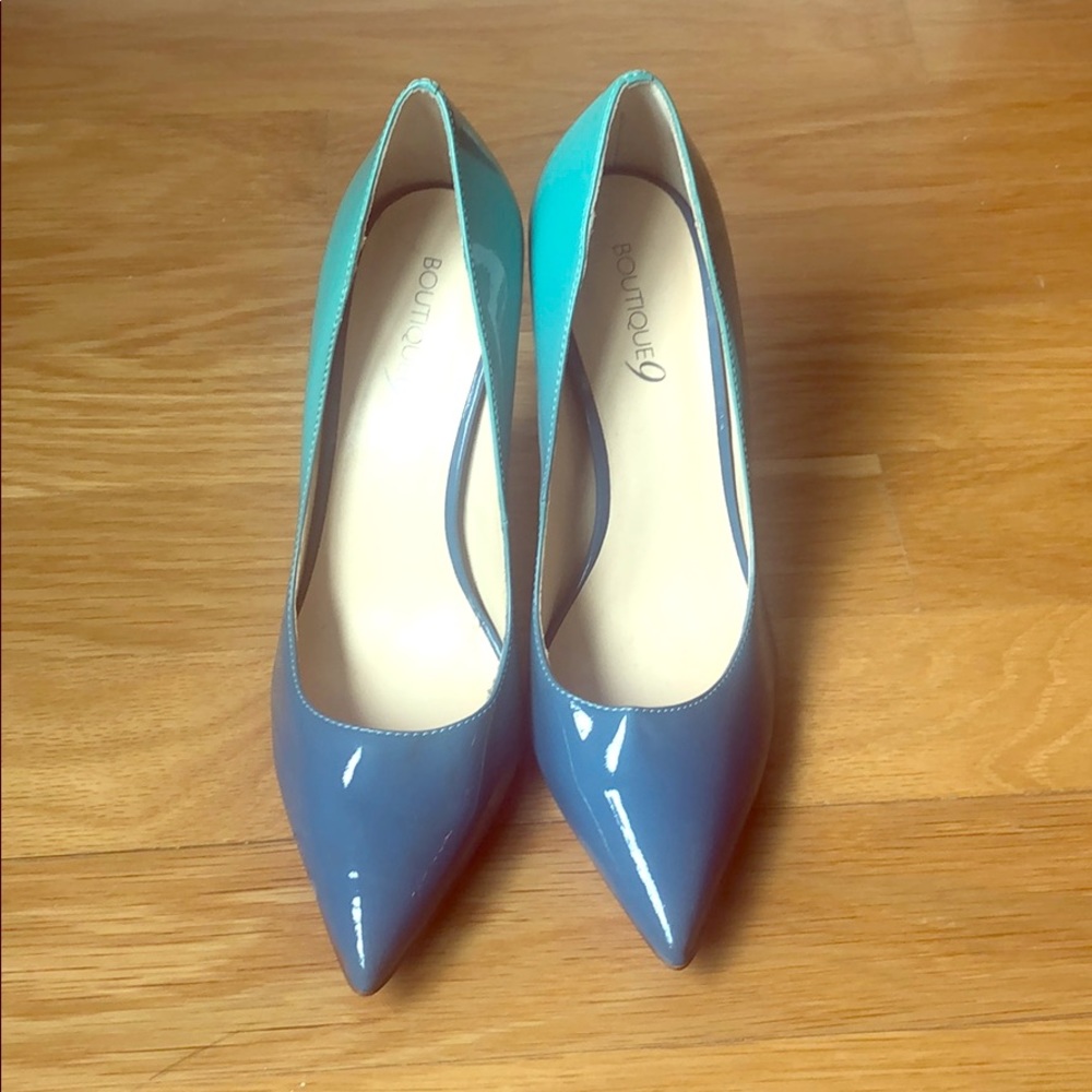 Pointed Toe Heels in Shades of Blue